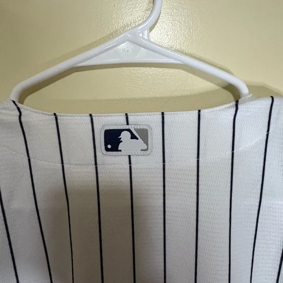 Genuine Merchandise MLB White Pinstripe Jersey - Picture 8 of 8